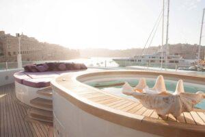 st-david-yacht-charter-pool