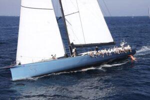 sailing-yacht-charter-cruising2