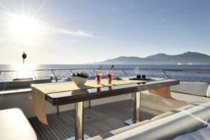 leonardo-31m-yacht-deck-view