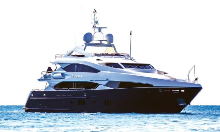 vegas-yacht-charter-australia