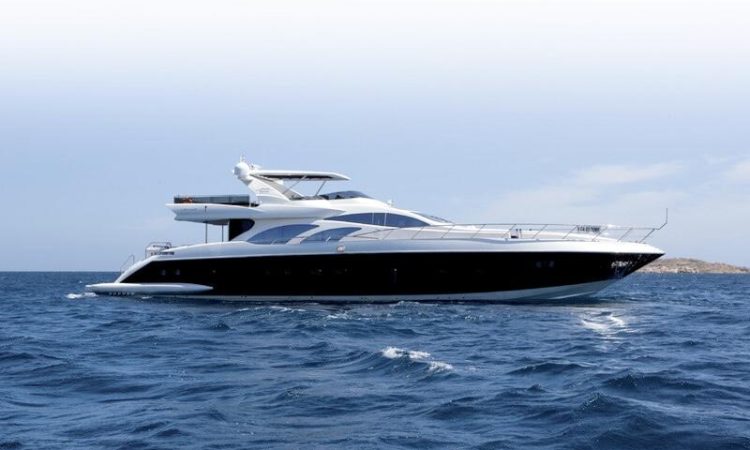 leonardo-31m-yacht-charter-10-view